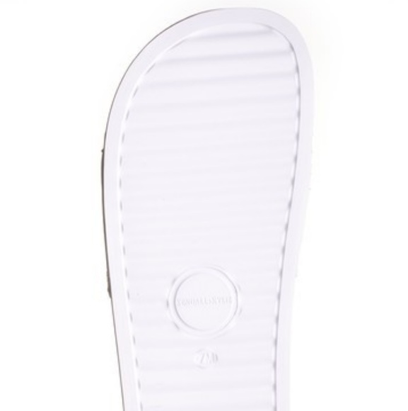 KENDALL & KYLIE MILANA LOGO POOL SLIDE SANDAL - Picture 2 of 5